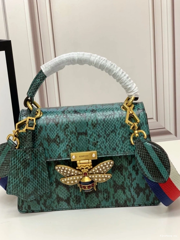 First bag ru GUCCI Queen Margaret 0801